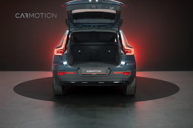 VOLVO XC40 1.5 T5 PiH R-Design / CH-Fahrzeug / Panorama / 360°Kamera /