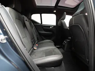 VOLVO XC40 1.5 T5 PiH R-Design / CH-Fahrzeug / Panorama / 360°Kamera /