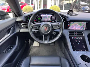 PORSCHE Taycan 4S Cross Turismo