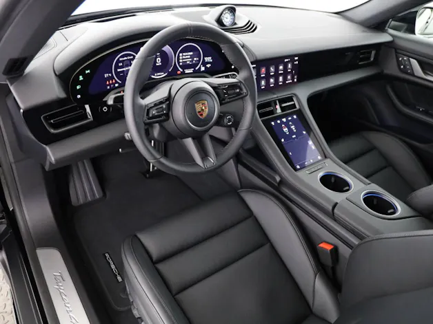 PORSCHE Taycan 4S Cross Turismo