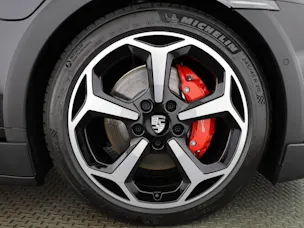 PORSCHE Taycan 4S Cross Turismo