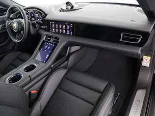 PORSCHE Taycan 4S Cross Turismo