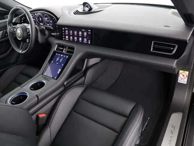 PORSCHE Taycan 4S Cross Turismo