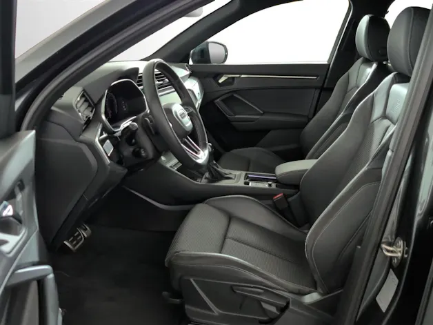 AUDI Q3 35 TFSI S line Attraction S-tronic