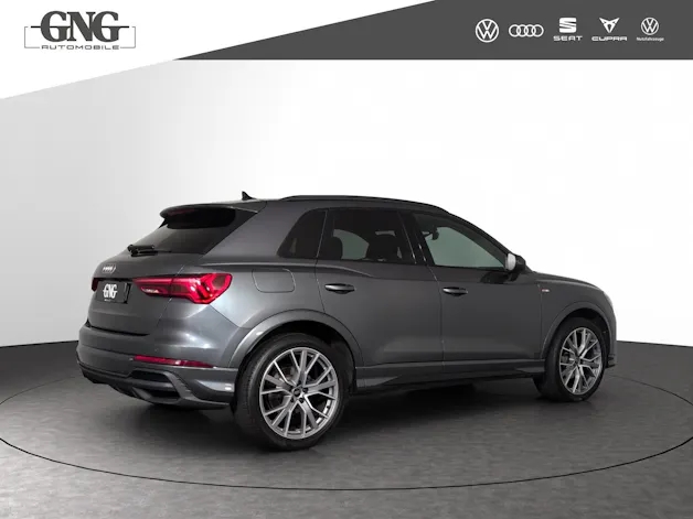 AUDI Q3 35 TFSI S line Attraction S-tronic