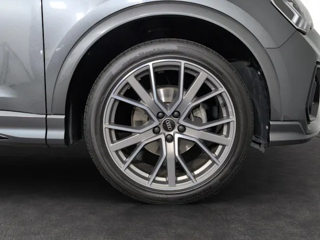 AUDI Q3 35 TFSI S line Attraction S-tronic