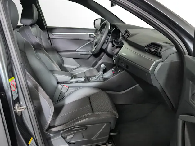 AUDI Q3 35 TFSI S line Attraction S-tronic