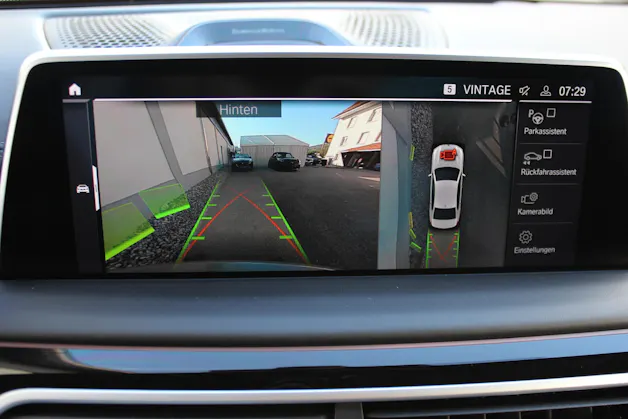 BMW 750i xDrive M Sport *BOWERS & WILKINS*