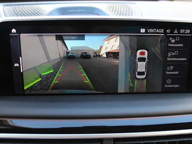 BMW 750i xDrive M Sport *BOWERS & WILKINS*