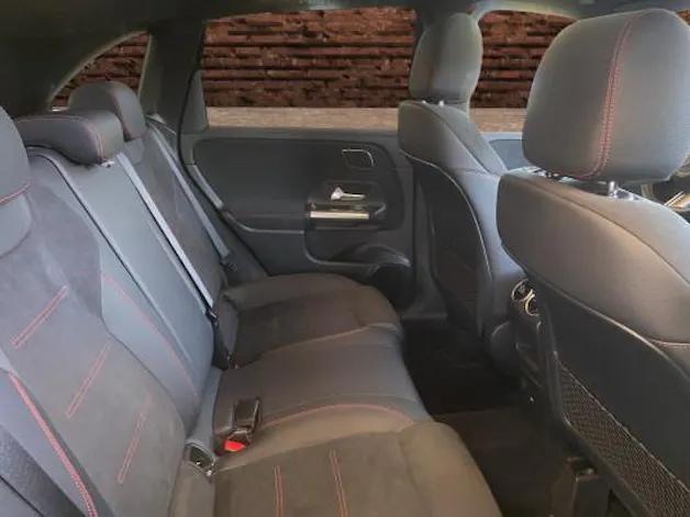 MERCEDES-BENZ B 250 4Matic 8G-DCT