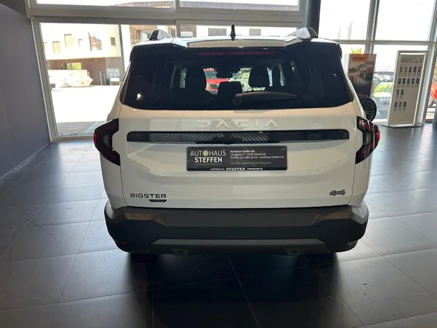 DACIA Bigster TCe Hybrid 150 48V Journey 4x4