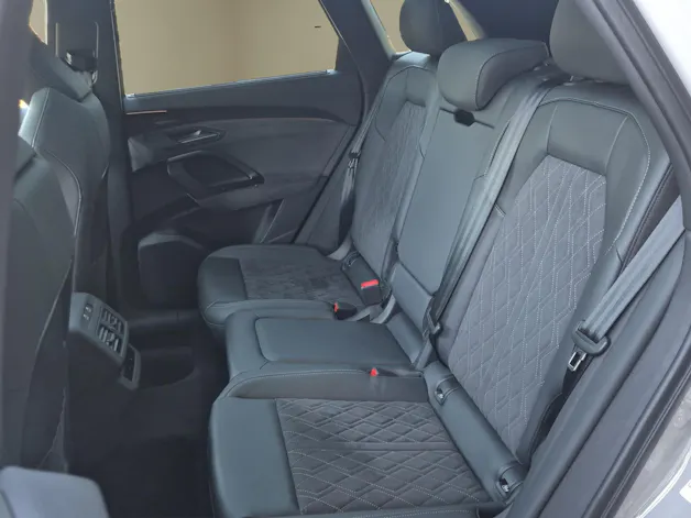 AUDI SQ5 TFSI quattro S-tronic