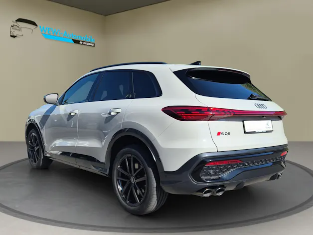 AUDI SQ5 TFSI quattro S-tronic