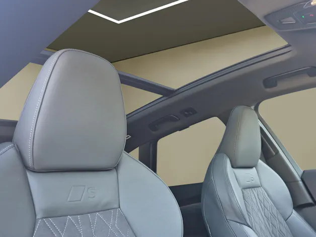 AUDI SQ5 TFSI quattro S-tronic