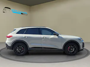 AUDI SQ5 TFSI quattro S-tronic