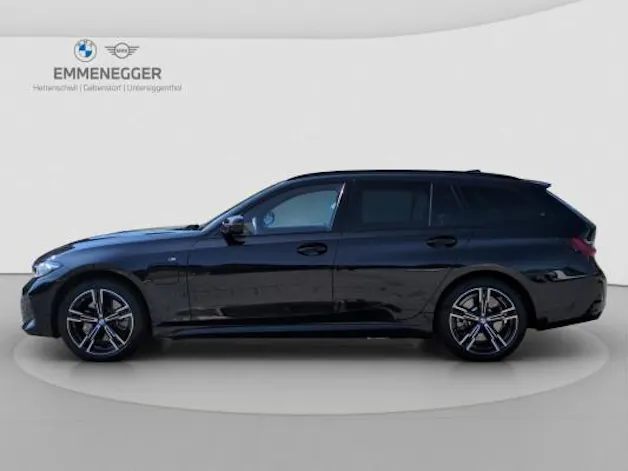 BMW 330e xDrive M Sport