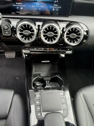 MERCEDES-BENZ A 200 Style 4Matic