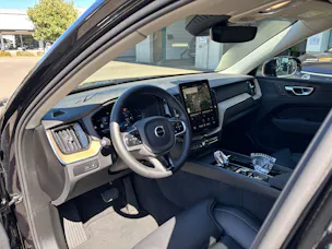 VOLVO XC60 T6 eAWD PluginHybrid Plus Dark Geartronic