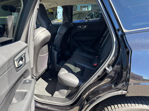 VOLVO XC60 T6 eAWD PluginHybrid Plus Dark Geartronic