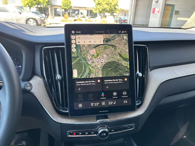 VOLVO XC60 T6 eAWD PluginHybrid Plus Dark Geartronic