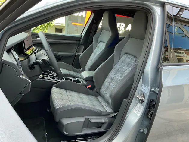 VW Golf GTE 1.5 TSI eHybrid 272 PS *** 5 JAHRE VW WERKSGARANTIE ***