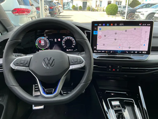 VW Golf GTE 1.5 TSI eHybrid 272 PS *** 5 JAHRE VW WERKSGARANTIE ***