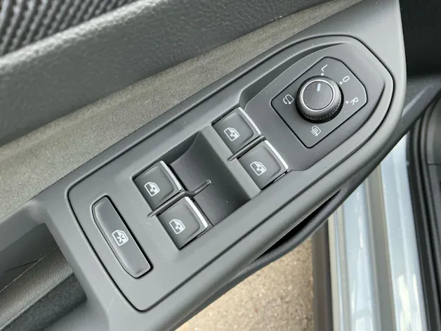 VW Golf GTE 1.5 TSI eHybrid 272 PS *** 5 JAHRE VW WERKSGARANTIE ***