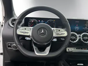 MERCEDES-BENZ EQA 350 4M Swiss Star AMG