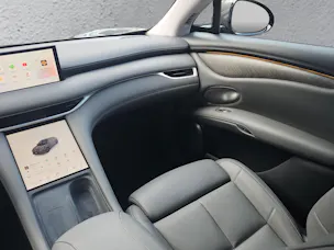 MG IM6 EV 100kWh Performance 21