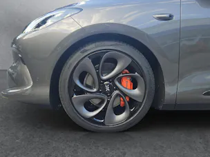 MG IM6 EV 100kWh Performance 21