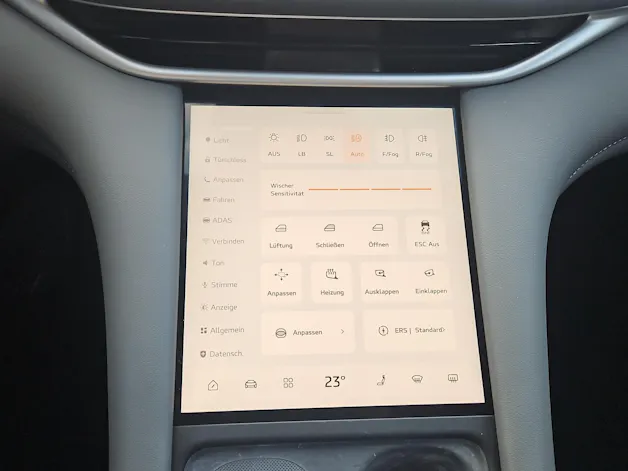 MG IM6 EV 100kWh Performance 21