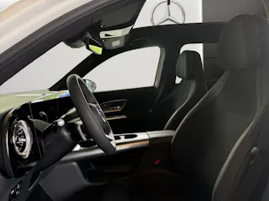 MERCEDES-BENZ GLB 200 8G-Tronic