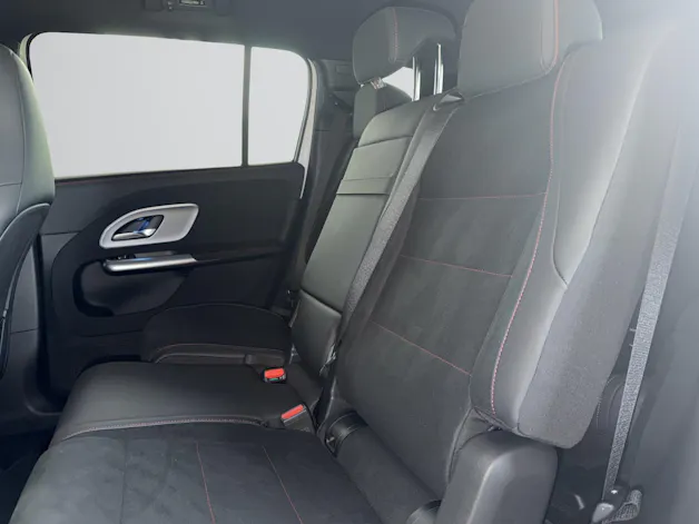 MERCEDES-BENZ GLB 200 8G-Tronic