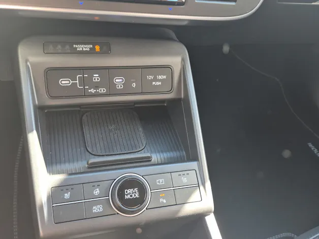 HYUNDAI Kona 65,4 kWh Electric Amplia Wärmepumpe