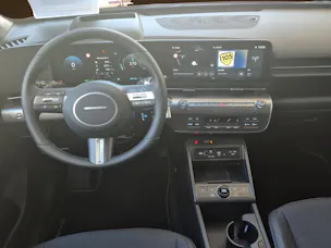 HYUNDAI Kona 65,4 kWh Electric Amplia Wärmepumpe
