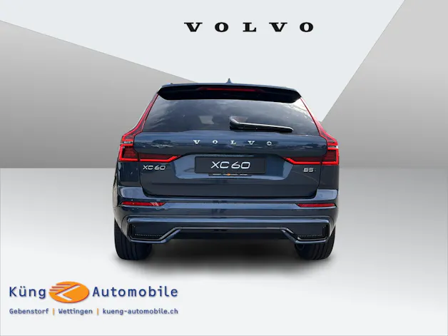 VOLVO XC60 B5 Benzin Mild Hybrid AWD Ultra Dark Geartronic
