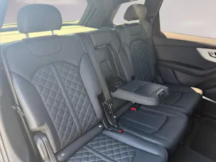 AUDI Q7 SUV TFSI e quattro 290 kW S line tiptronic