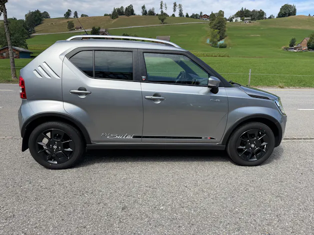 Suzuki Ignis 1.2 Piz Sulai Top Hybrid 4x4