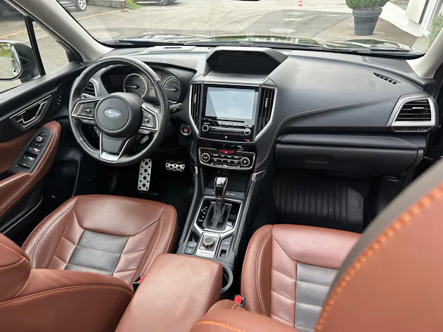 Subaru Forester Station 2.0i e-Boxer Luxury