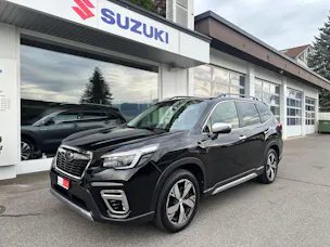 Subaru Forester Station 2.0i e-Boxer Luxury