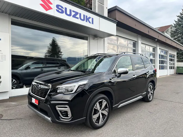 Subaru Forester Station 2.0i e-Boxer Luxury