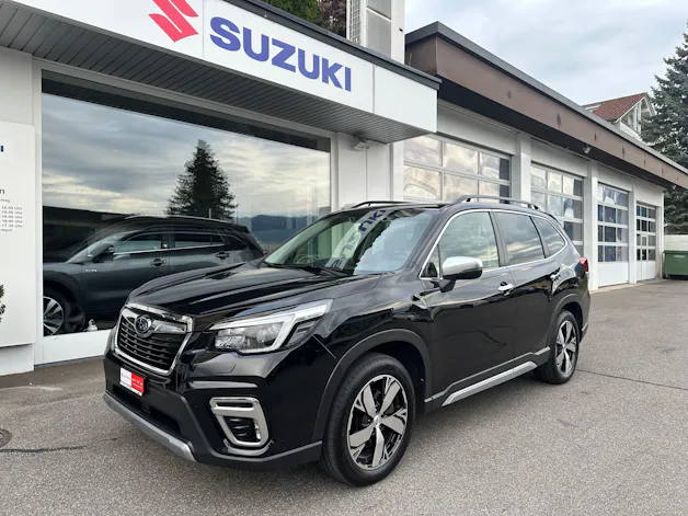 Subaru Forester Station 2.0i e-Boxer Luxury