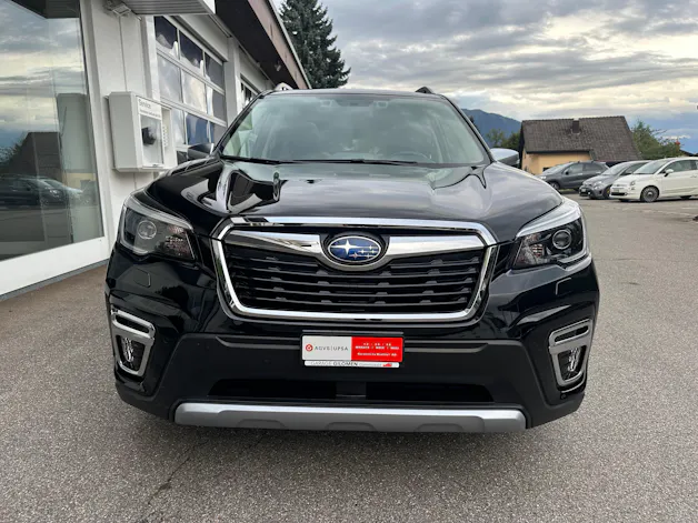 Subaru Forester Station 2.0i e-Boxer Luxury