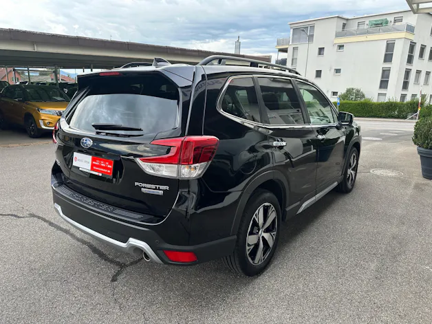Subaru Forester Station 2.0i e-Boxer Luxury