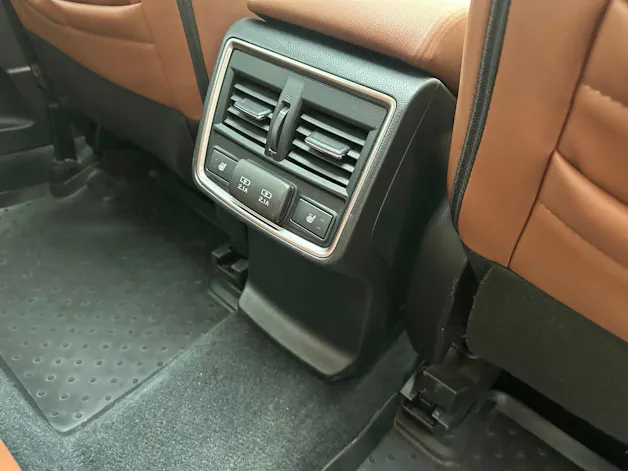 Subaru Forester Station 2.0i e-Boxer Luxury