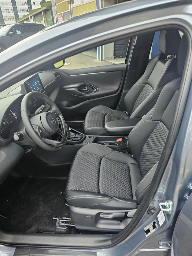 MAZDA 2 1.5 Hybrid Homura