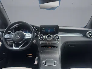 MERCEDES-BENZ 300 AMG Line 4m