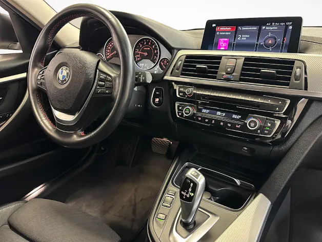 BMW 3er Reihe F31 Touring 320i xDrive