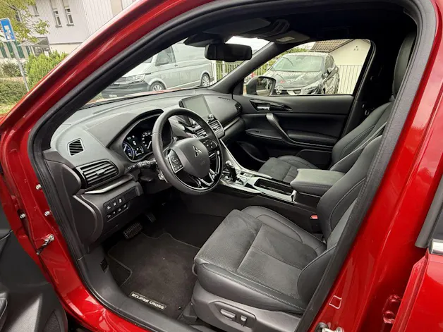 Mitsubishi Eclipse Cross 2.4 PHEV Blackline 4x4
