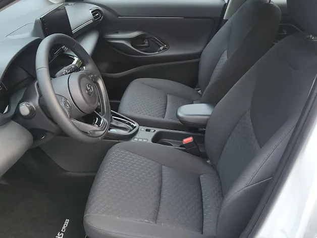 Toyota Yaris Cross 1.5 VVT-i HSD Comfort AWD